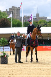 00 PRIZE GIVING