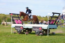 179 JOLLY JUMPER P