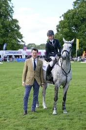 00 PRIZE GIVING