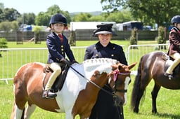 H182 TSR Amateur Lead Rein