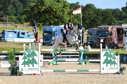 Jumping Star SL