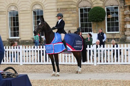 00 PRIZE GIVING